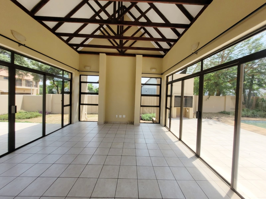 To Let 3 Bedroom Property for Rent in Kosmos North West